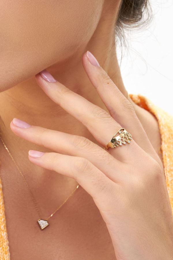 Gold Taşlı Taç Desenli Altın Yüzük